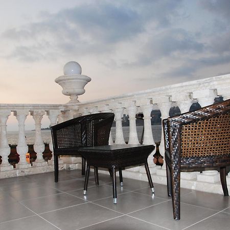 ג'ונייה Portaluna Hotel & Resort מראה חיצוני תמונה