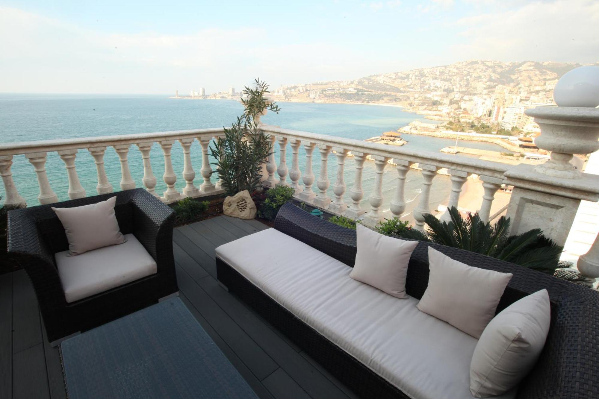 ג'ונייה Portaluna Hotel & Resort מראה חיצוני תמונה